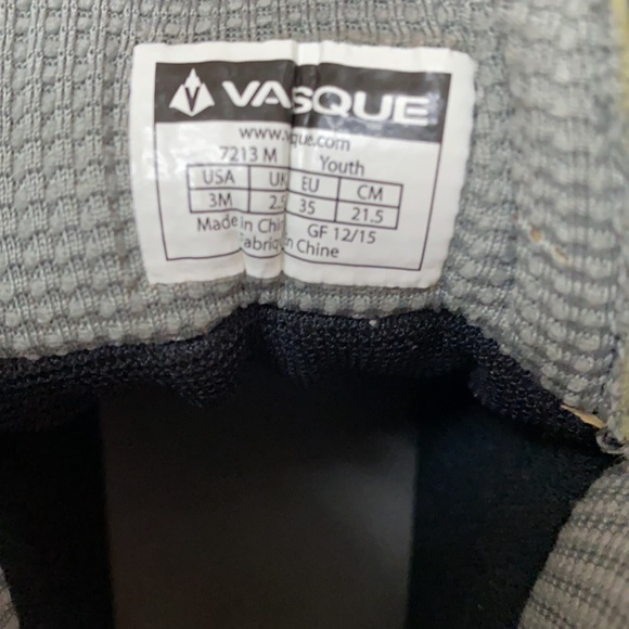Vasque Breeze 2.0 Waterproof Hiking Boots Youth 3 - Picture 9 of 10